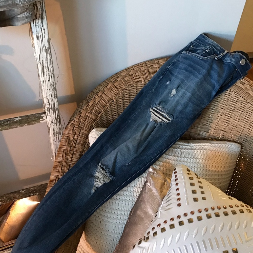 Abercrombie Destroyed Jeans